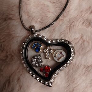 Floating heart charm necklace with charms